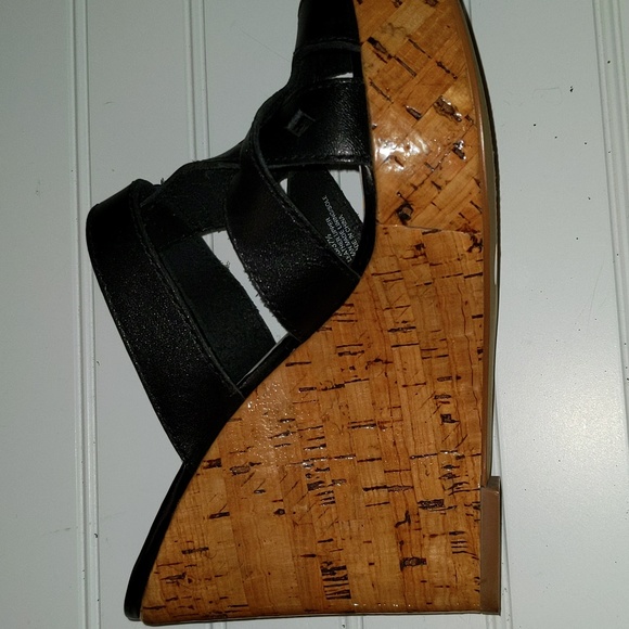 BCBG Paris Women's Size 7.5 Cork Wedge Heel Slip On Sandals - Picture 8 of 14